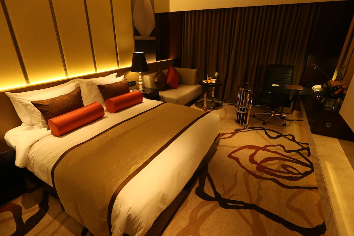 egyptian cotton sheets, premium bedding, down duvets, memory-foam beds