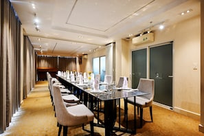 Café da manhã, almoço e jantar