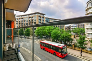 View from room - Apartment Wharf – Water Gardens (London)