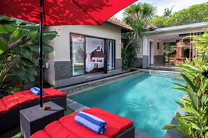 Villa, 2 slaapkamers, privézwembad | Uitzicht vanaf balkon