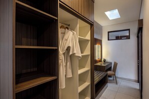 Villa, 1 chambre, piscine privée | Garde-robe