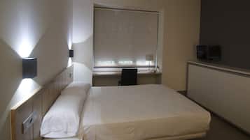 1 habitación, escritorio, cortinas blackout y sistema de insonorización