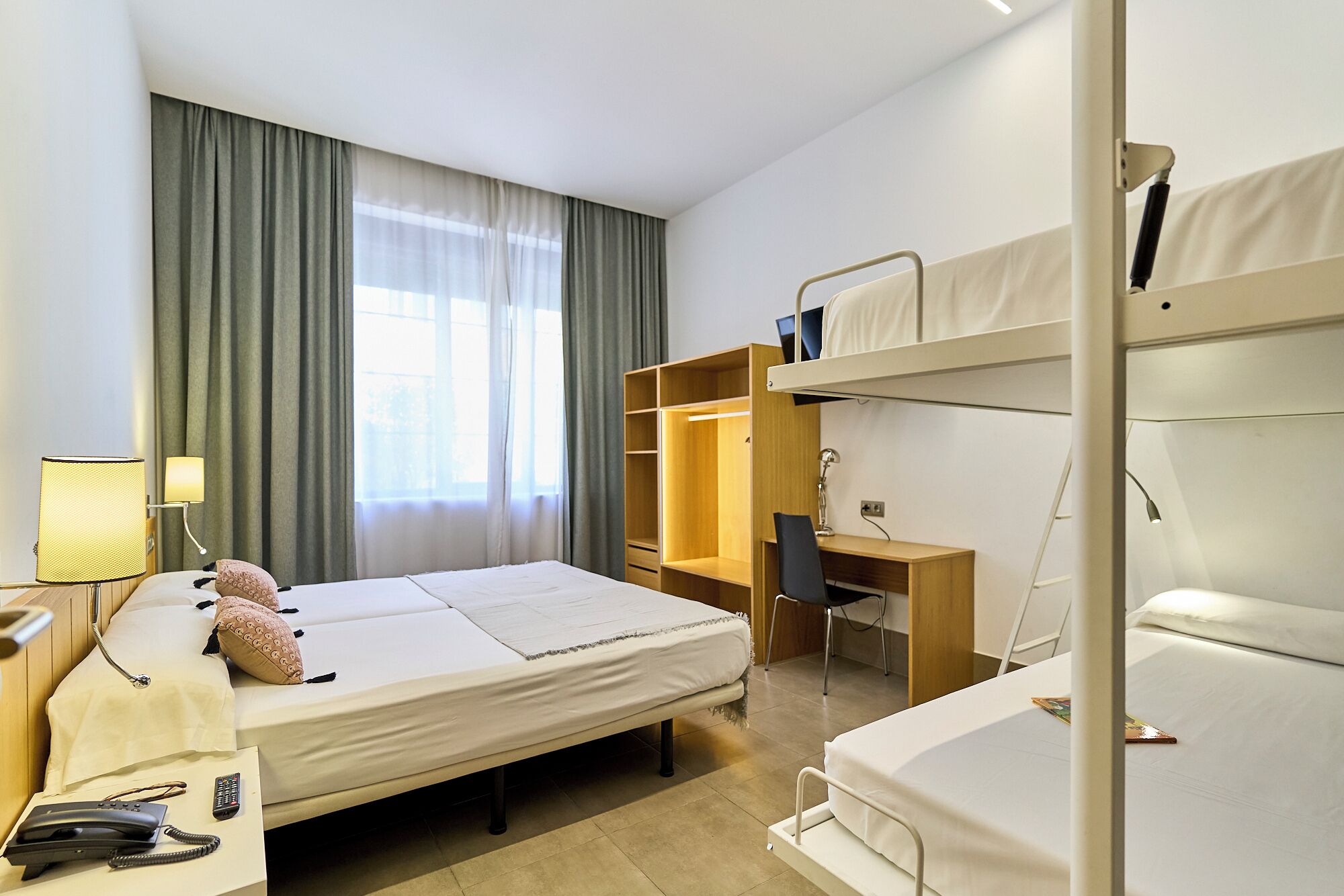 Foto - The Book Factory Hostel by gaiarooms