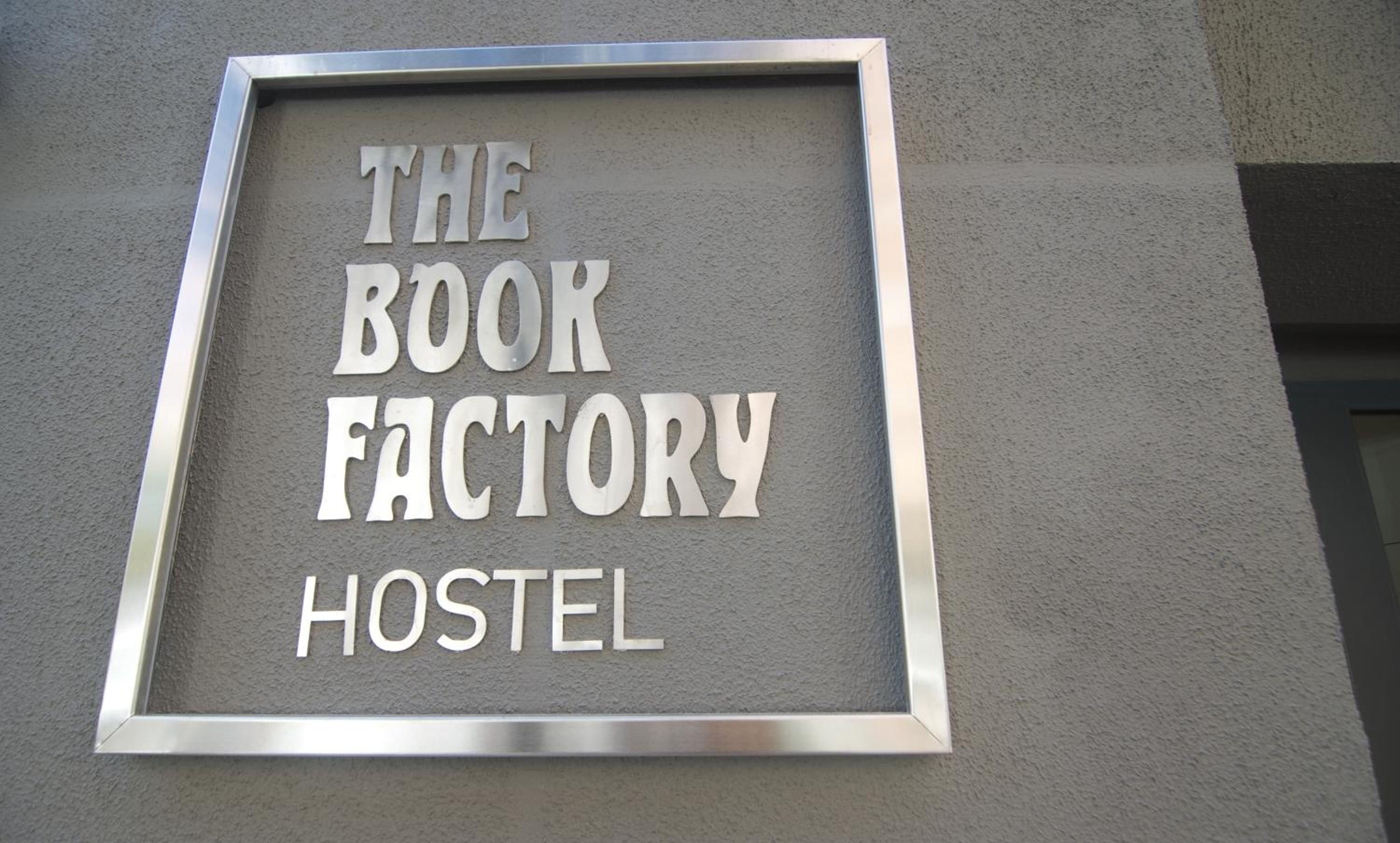 Foto - The Book Factory Hostel by gaiarooms
