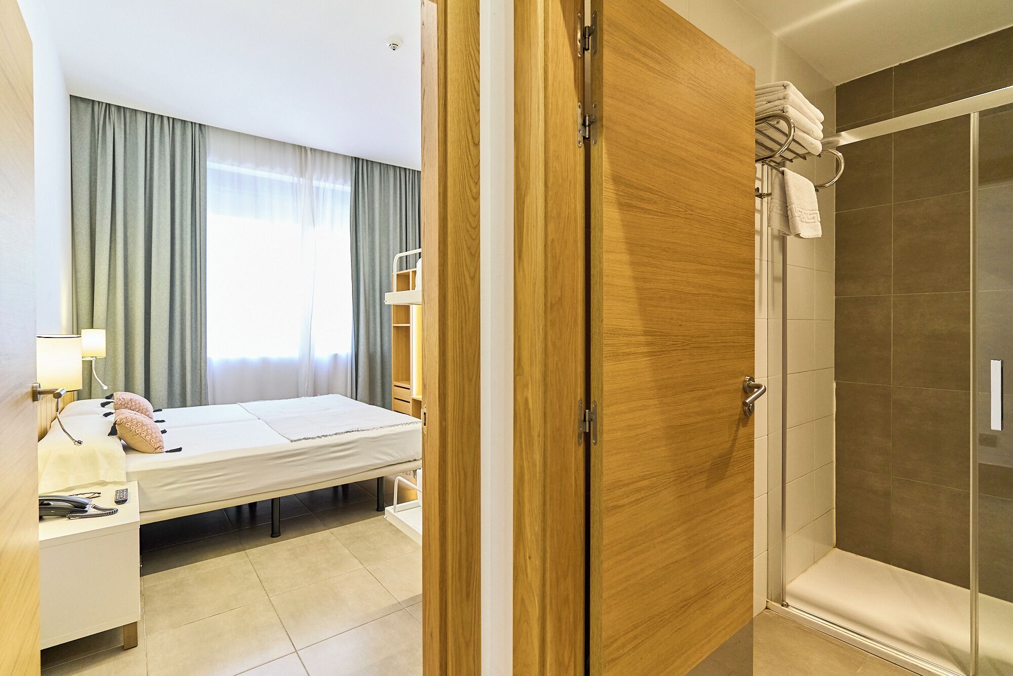 Foto - The Book Factory Hostel by gaiarooms