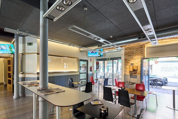 Breakfast, lunch, dinner served; Mediterranean cuisine, alfresco dining