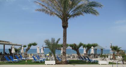 Malliotakis Beach Hotel by Checkin