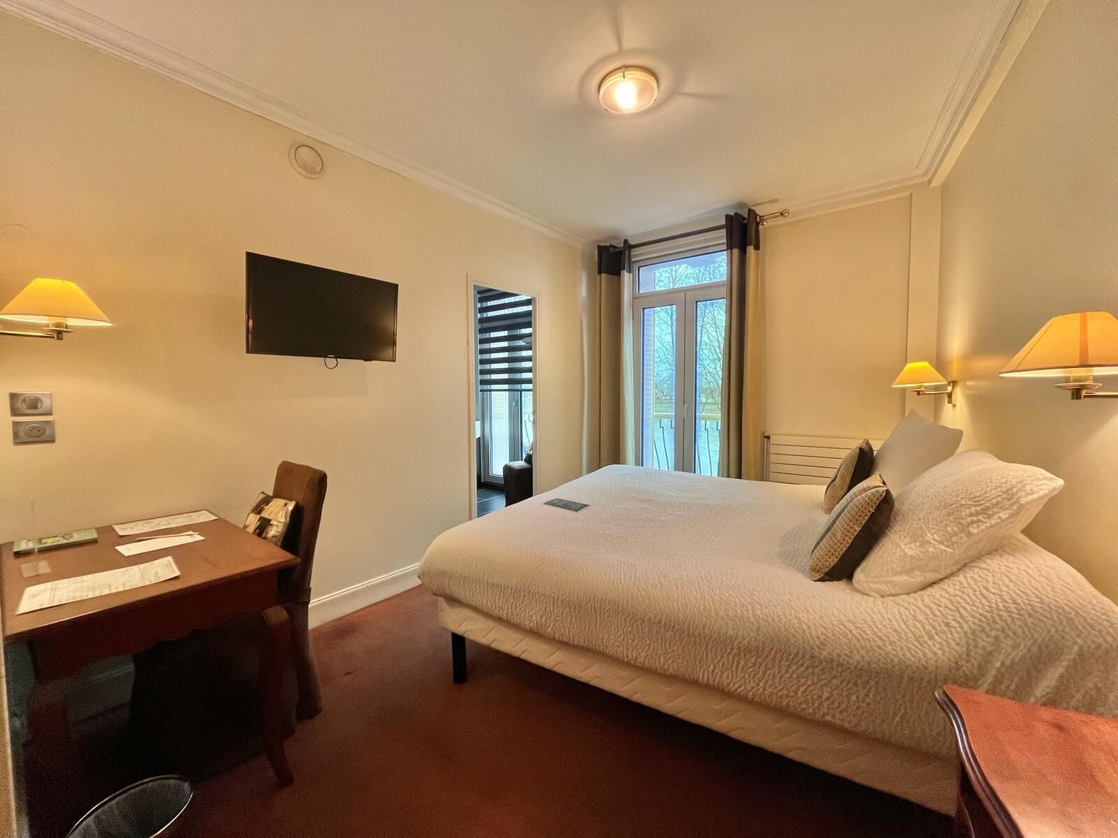 comfort double room, 1 bedroom, non smoking, river view | premium bedding, in-room safe, individually decorated, desk