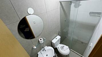 Dusche, Handtücher, Seife, Toilettenpapier