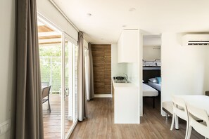 Superior Two-Bedroom Camping Home 4+2 | Living area | Flat-screen TV - Zaton Holiday Resort Camping homes (Nin)