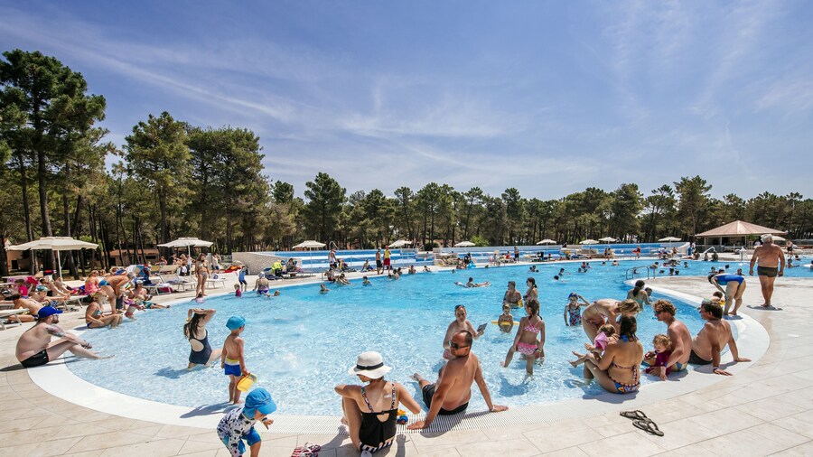 Zaton Holiday Resort Camping homes