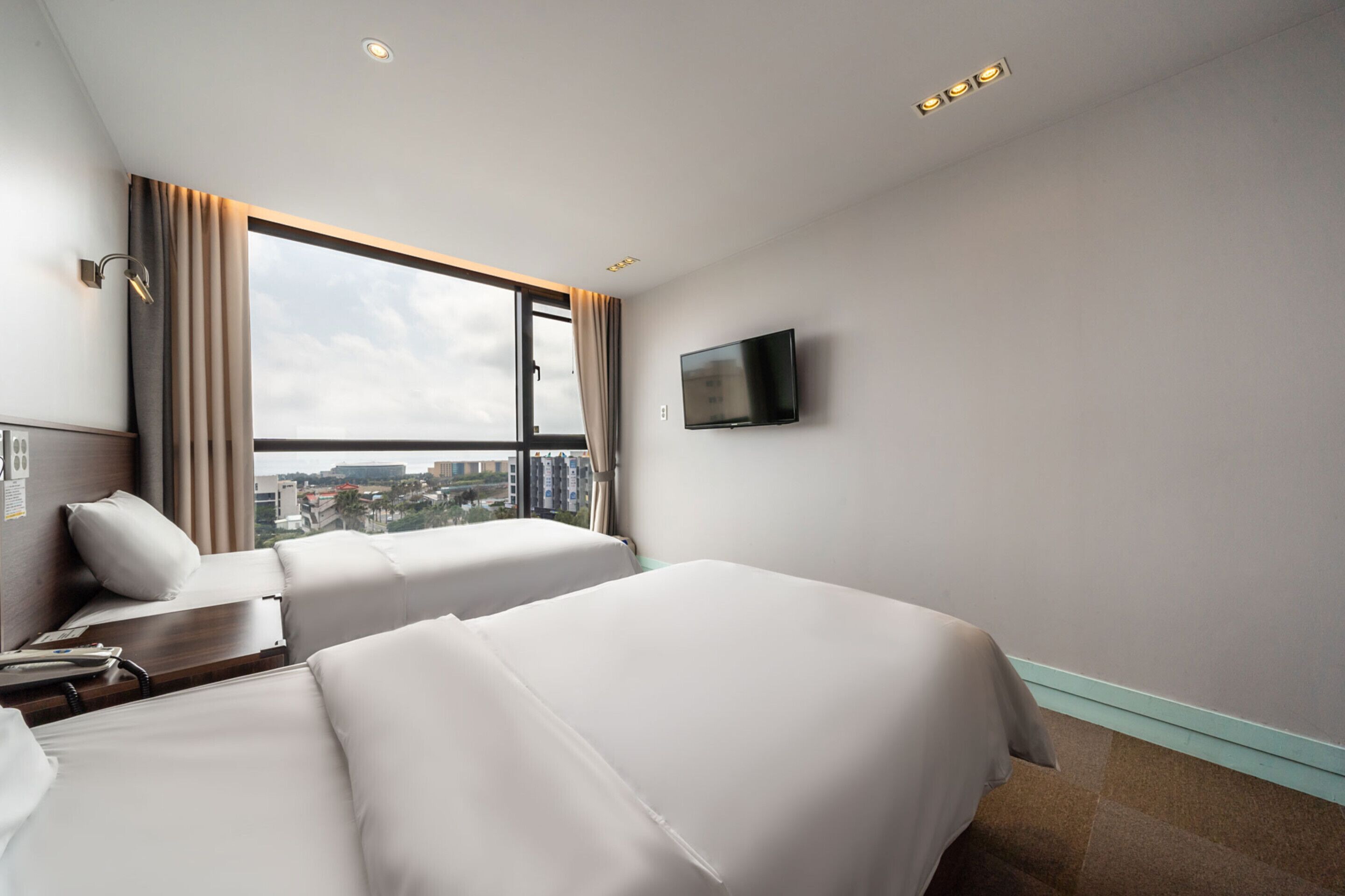 j - twin | 1 bedroom, soundproofing, free wifi