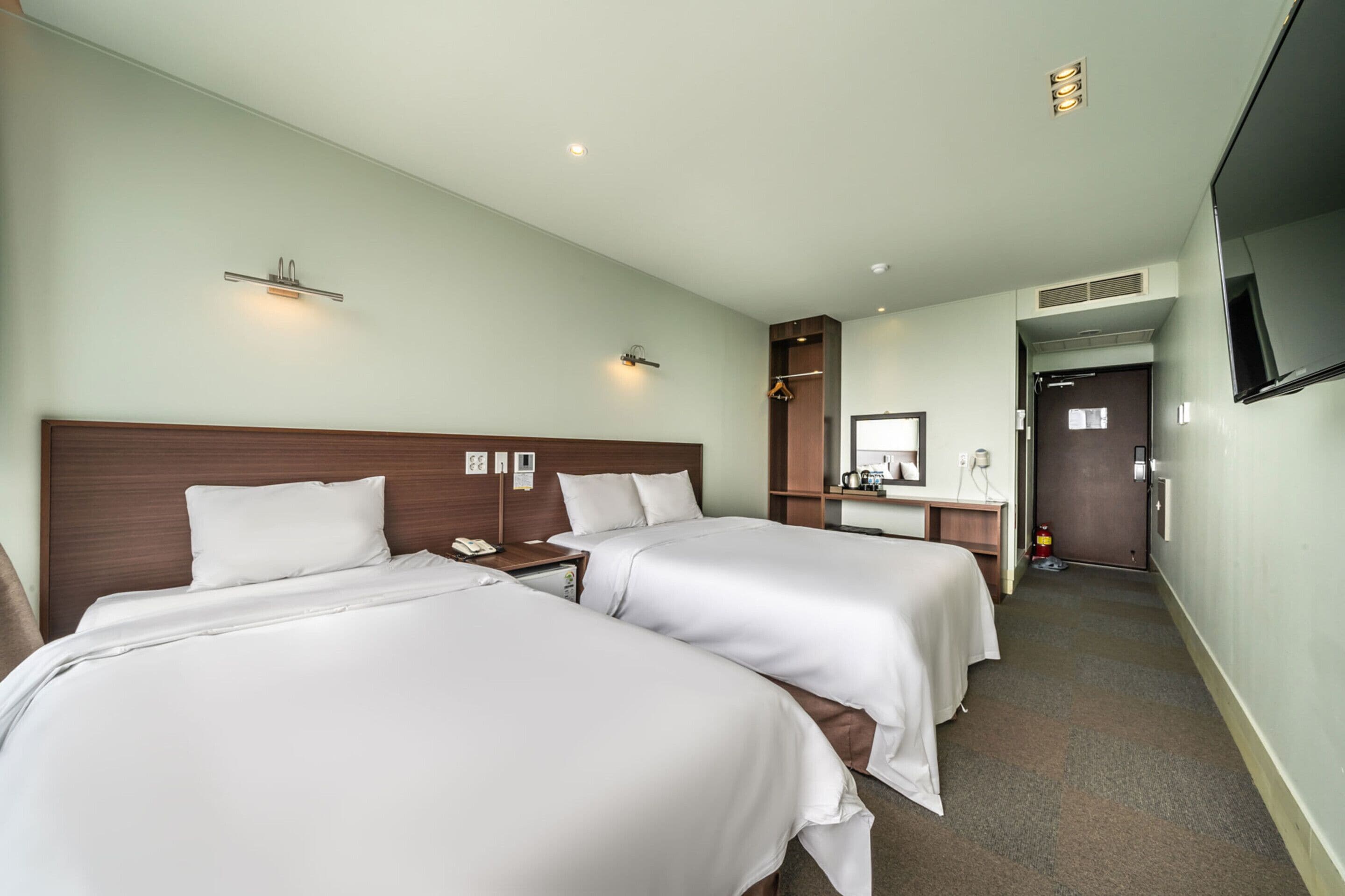 j - deluxe | 1 bedroom, soundproofing, free wifi