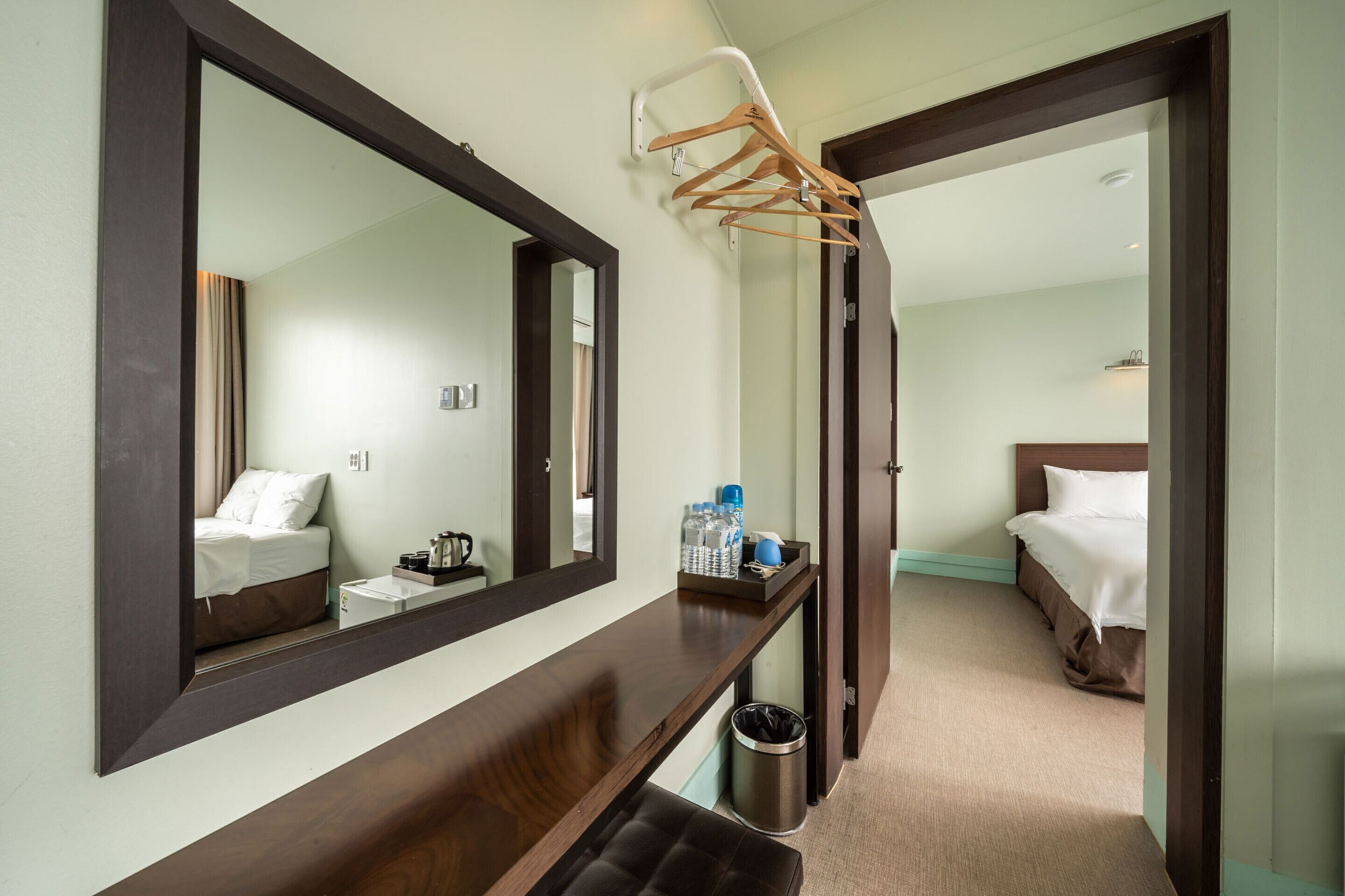 j - family | 1 bedroom, soundproofing, free wifi