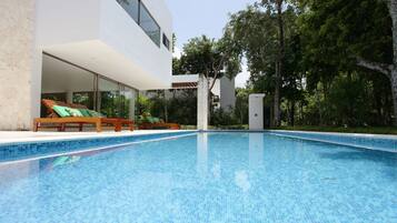 13 outdoor pools, pool umbrellas, pool loungers