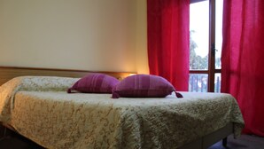 Premium bedding, in-room safe, individually decorated - Hotel Diana (Cassino)