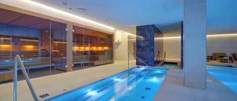 Sauna, steam room, massages