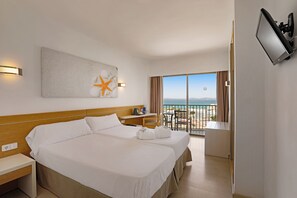 Minibar, desk, blackout curtains, free WiFi - Hotel Aubamar Bali - New Opening 2025 (Palma de Mallorca)