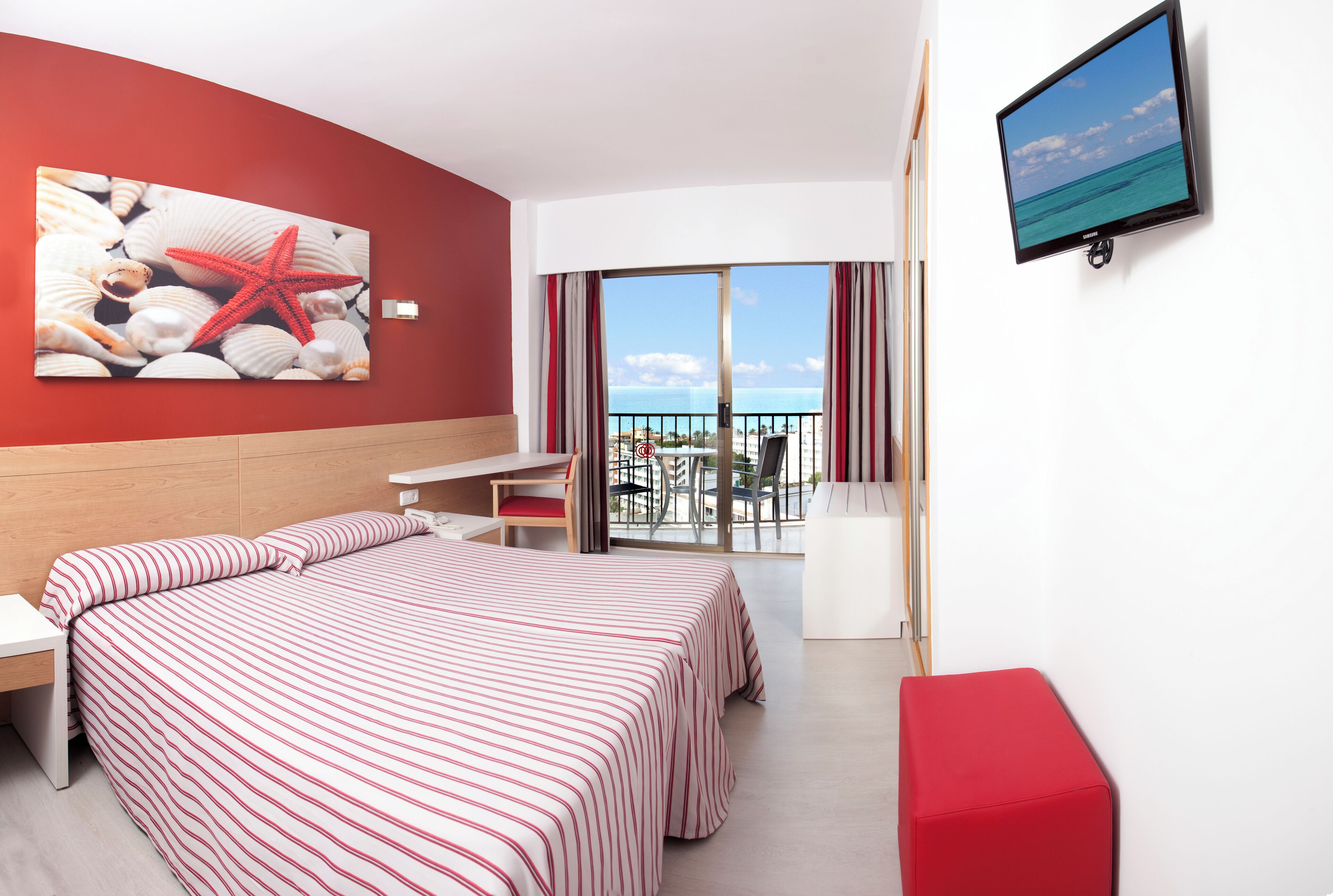 Minibar, desk, blackout drapes, free WiFi