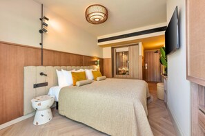 Minibar, desk, blackout drapes, free WiFi - Hotel Aubamar Bali - New Opening 2025 (Palma de Mallorca)