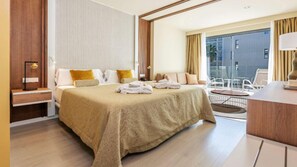 1 Schlafzimmer, Minibar, Schreibtisch, Verdunkelungsvorhänge