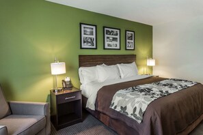 Desk, iron/ironing board, free WiFi, bed sheets