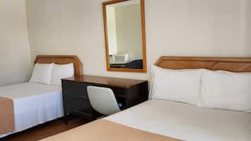 Cortinas blackout, wifi gratis y ropa de cama