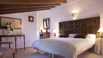 Habitación Doble o Twin Superior | Escritorio, cortinas opacas, wifi gratis