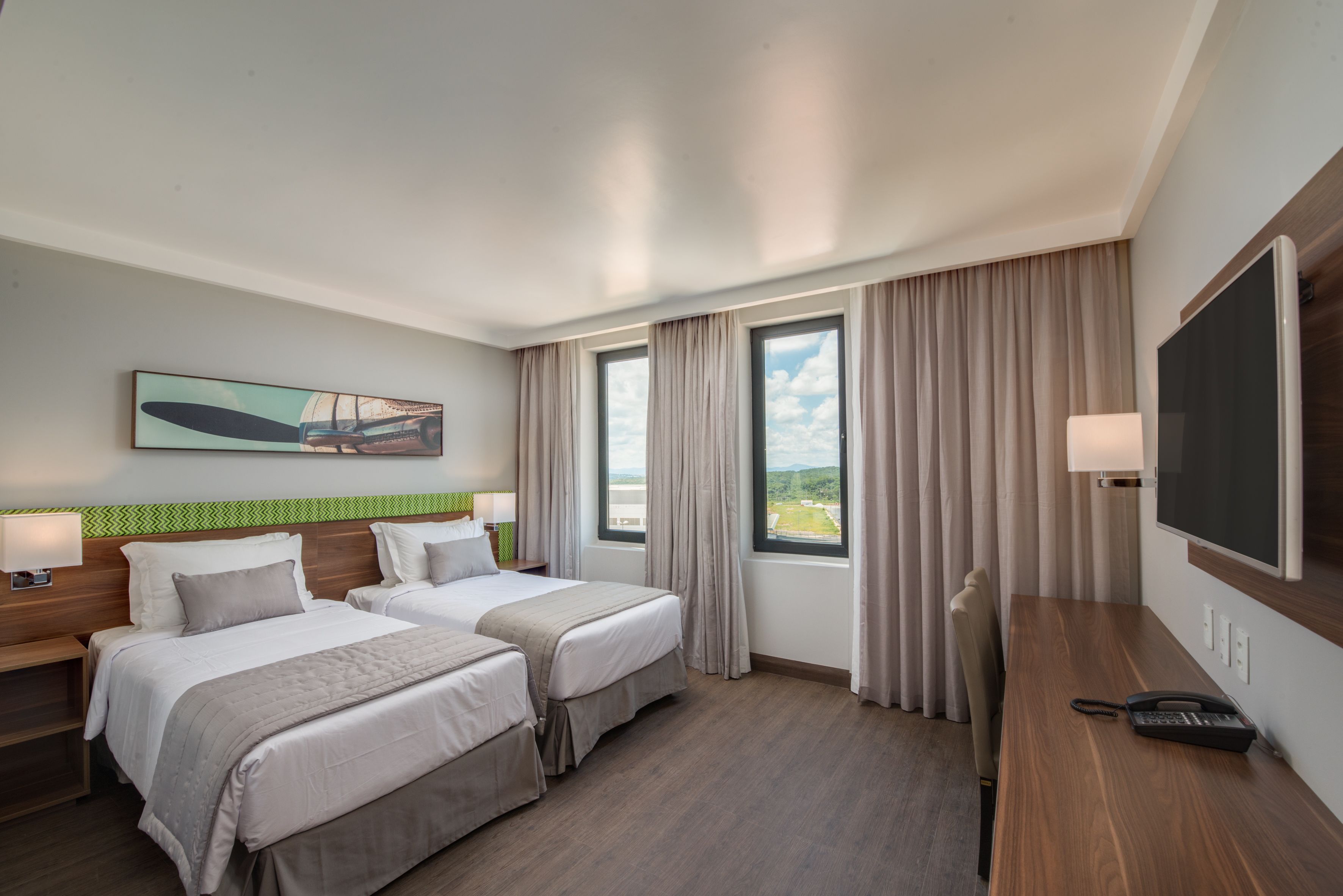 superior double room, accessible | living room | lcd tv