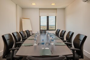 Meeting facility - Linx Confins by Wish (Confins)