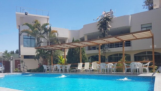 Outdoor pool - Belle Sand Hotel (Ica)