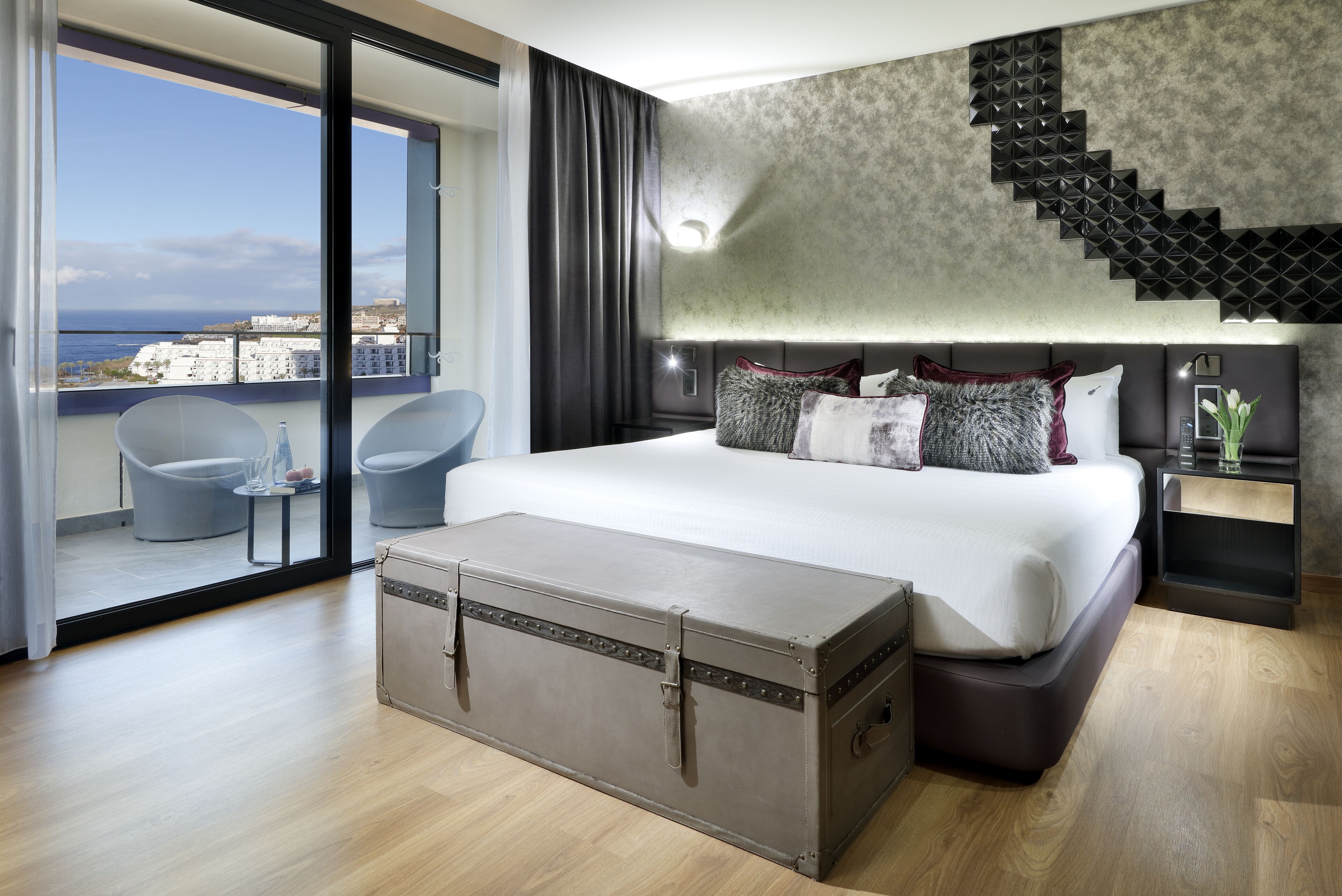 Literie de qualité supérieure, minibar, coffres-forts dans les chambres