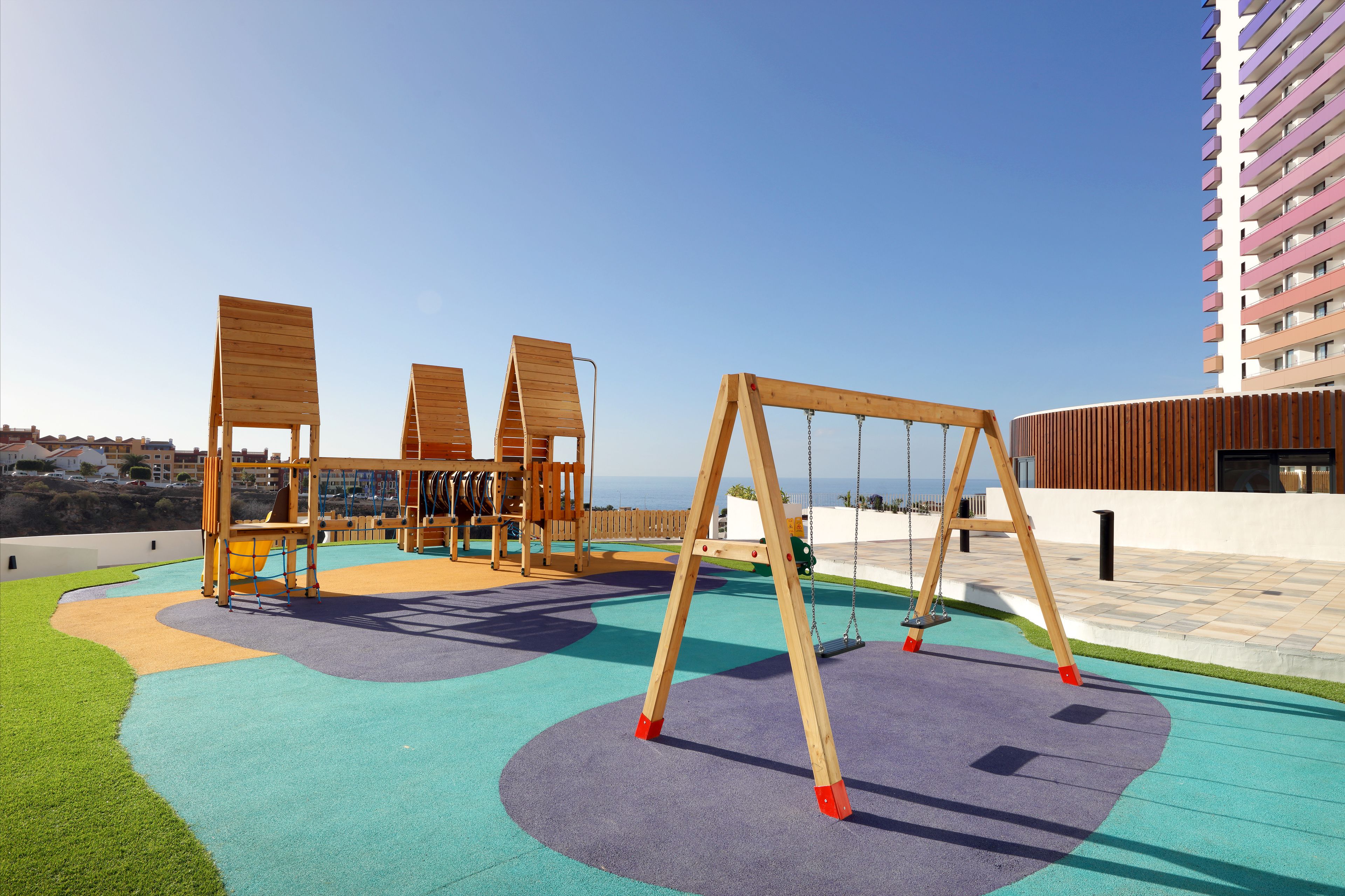 children’s play area – outdoor