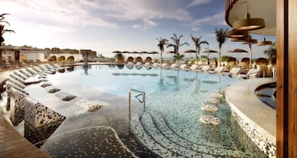 Hard Rock Hotel Tenerife