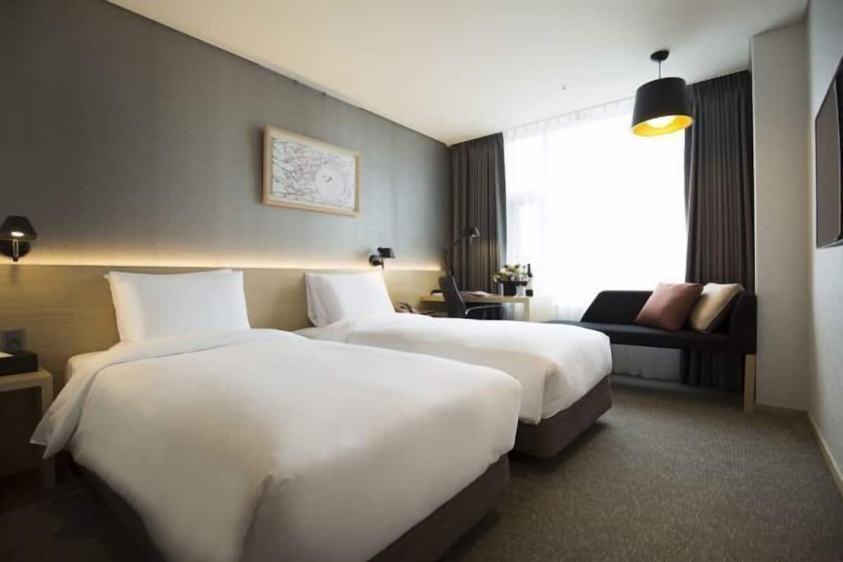 1 chambre, literie de qualité supérieure, couette en duvet d'oie