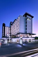 施設の正面