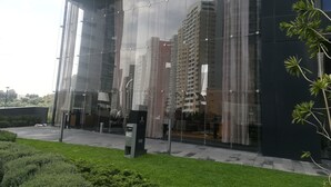 施設の入り口