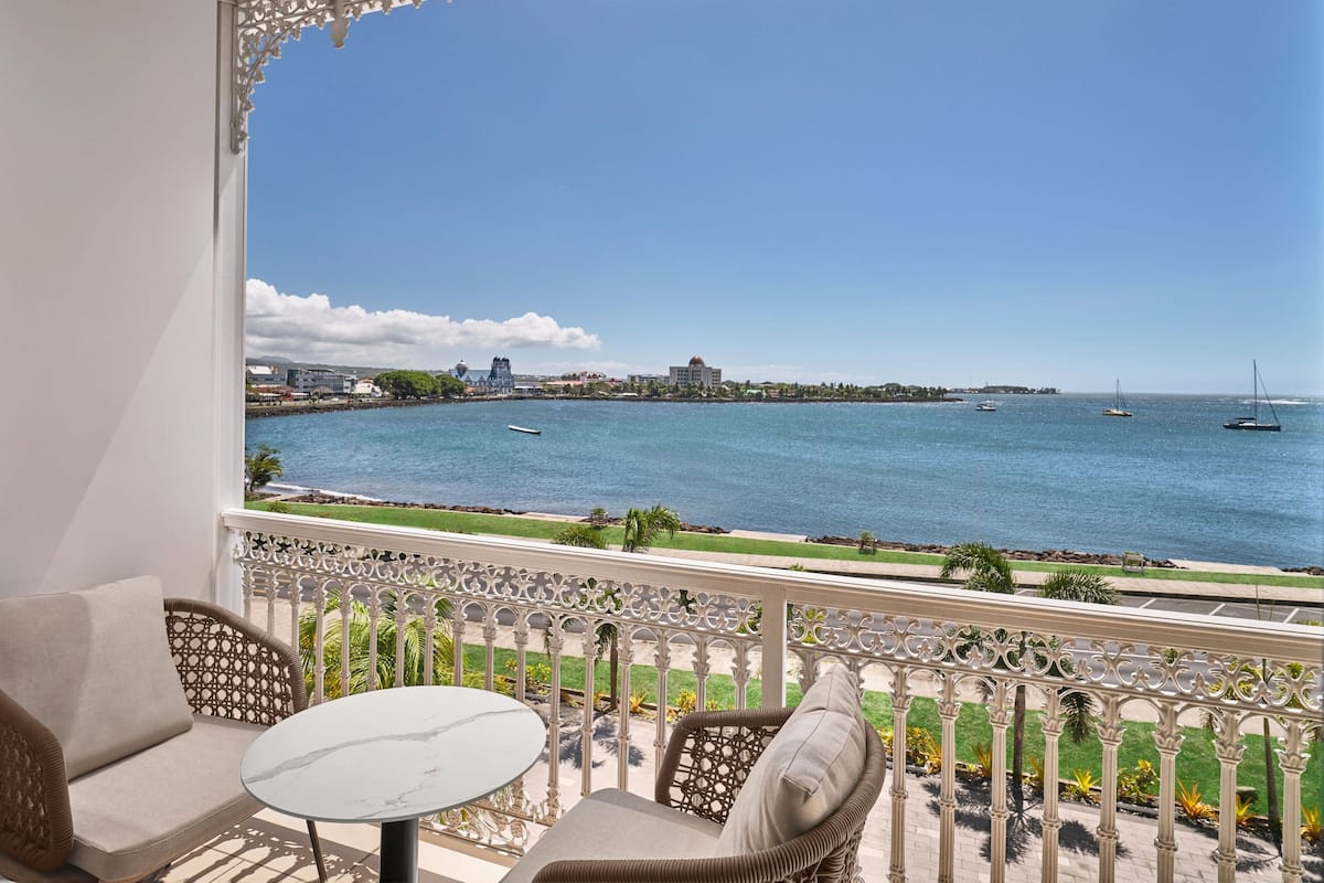 Suite, 1 Bedroom | Desk, iron/ironing board, free cribs/infant beds, free WiFi