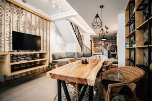 Meeting facility - Mellow Fellow Hostel (Bangkok)