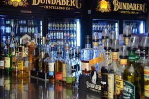 Bar (en la propiedad)