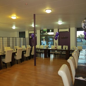 Restaurant - Capricorn Hotel (Blackwater)