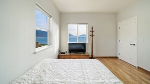 201 | Premium bedding, individually decorated, soundproofing, free WiFi - Pension Manoa (Namhae)