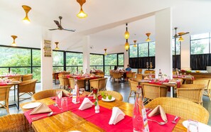 Tägliches inbegriffenes Frühstücksbuffet