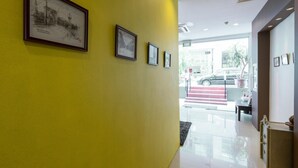 Interior - Hotel Conforto (Singapore)