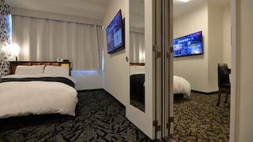 Desk, iron/ironing board, free WiFi, bed sheets