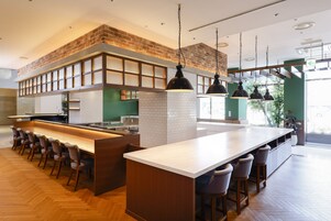 Breakfast, lunch, dinner served; Japanese cuisine 