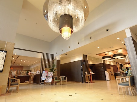 Lobby. Apahotel Sagaeki-Minamiguchi