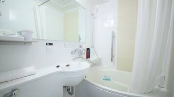 Combinació de dutxa i banyera i banyera profunda