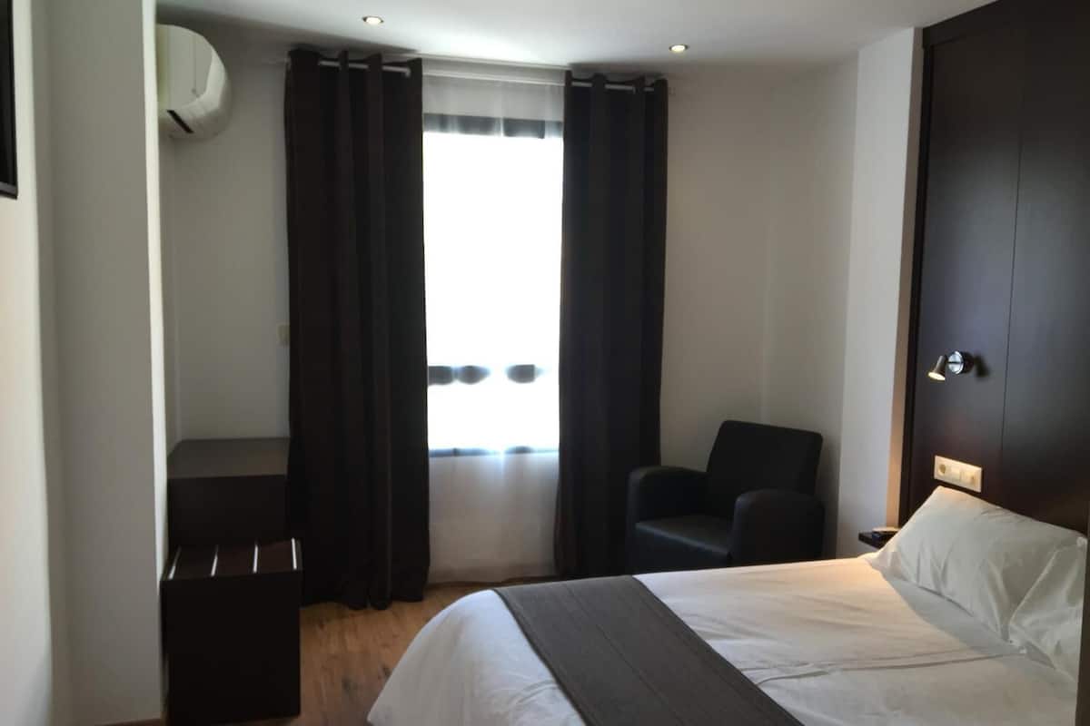 in-room safe, desk, blackout curtains, soundproofing