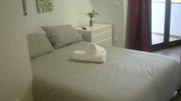 Individually decorated, individually furnished, laptop workspace